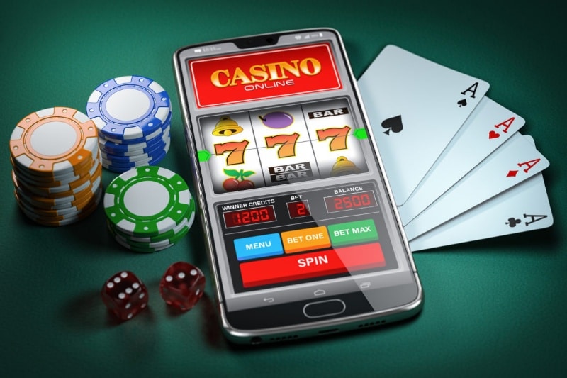 Casino truyền thống hay trực tuyến đều không được phép nạp tiền qua card